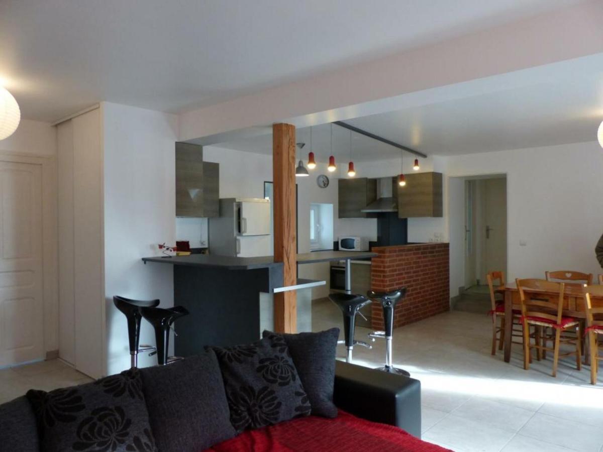 Gîte Pôëzat, 4 pièces, 6 personnes - FR-1-489-37 Esterno foto