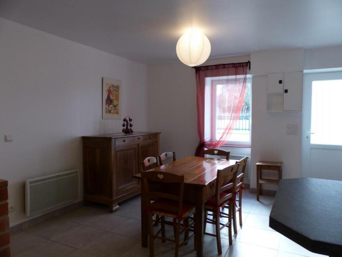 Gîte Pôëzat, 4 pièces, 6 personnes - FR-1-489-37 Esterno foto